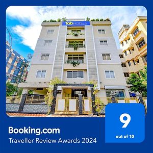 Fabhotel Anchorage Inn - Nr Axis Mall